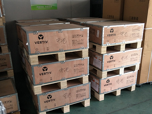 6套維諦16K機(jī)架式UPS配套 6套維諦16K機(jī)架式UPS配套